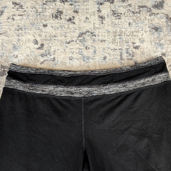 Tangerine Black Capri Leggings Women’s XXL Athletic Yoga Pants Zip Pocket - Picture 4 of 6